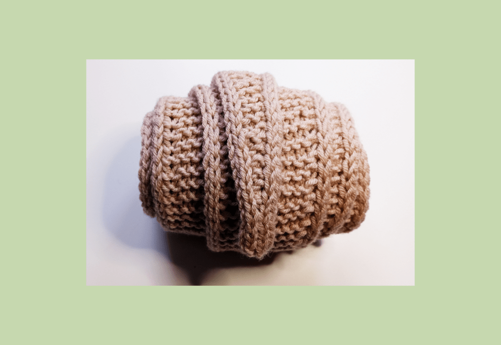 Sophie's scarf finie et enroulée