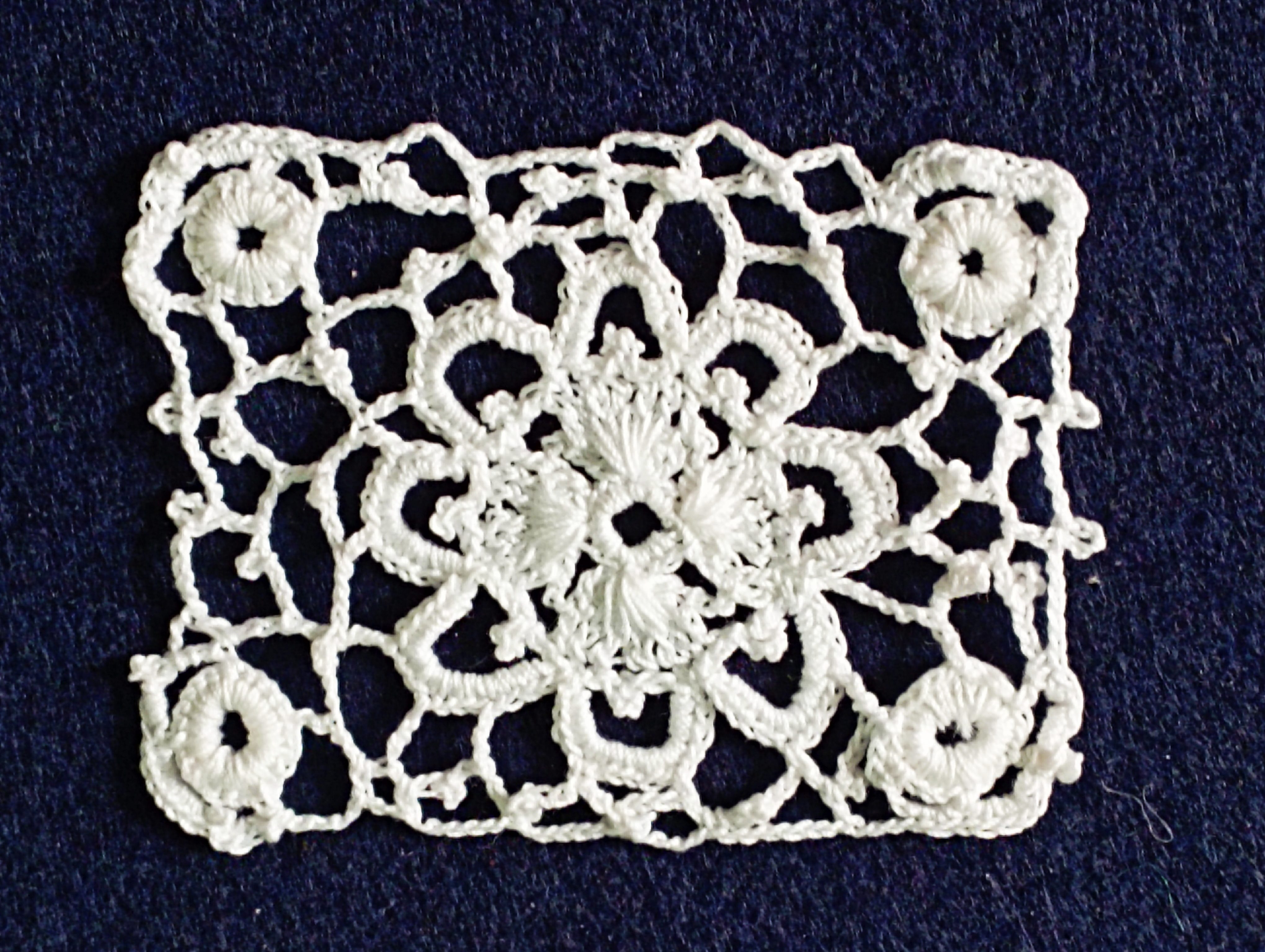 Crochet Irlandais : médaillon ancien – 3ème partie